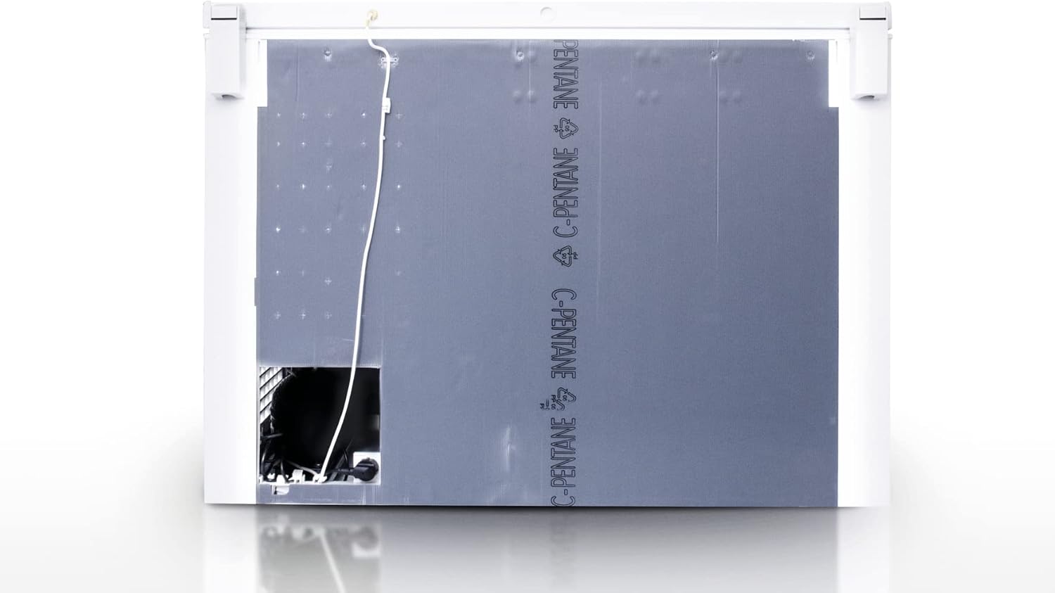 Pharmics Electro – Bauknecht GT 219 A3+ Chest Freezer, 215L Capacity, Super Freeze, SpaceMax, Interior Light, ECO Energy Saving, Child Lock