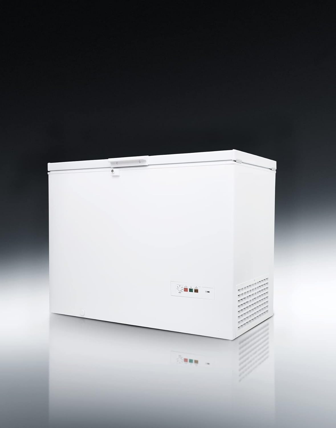 Pharmics Electro – Bauknecht GT 219 A3+ Chest Freezer, 215L Capacity, Super Freeze, SpaceMax, Interior Light, ECO Energy Saving, Child Lock