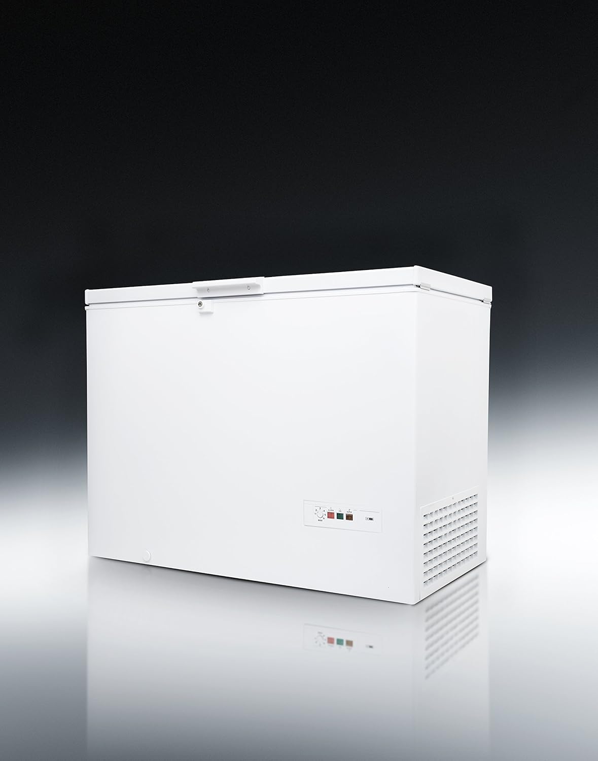 Pharmics Electro – Bauknecht GT 219 A3+ Chest Freezer, 215L Capacity, Super Freeze, SpaceMax, Interior Light, ECO Energy Saving, Child Lock